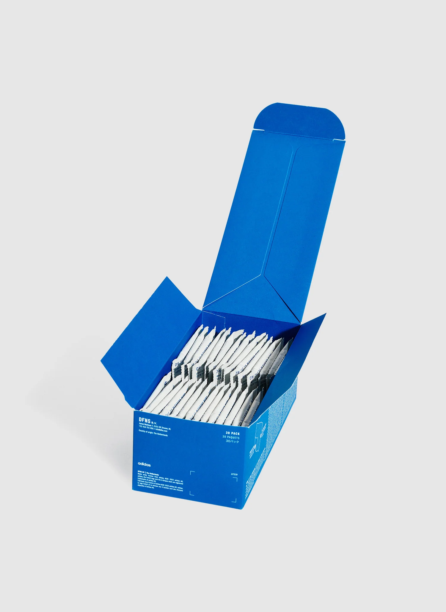 On-The-Go Cleaning Wipes - 30-Pack - Image 3