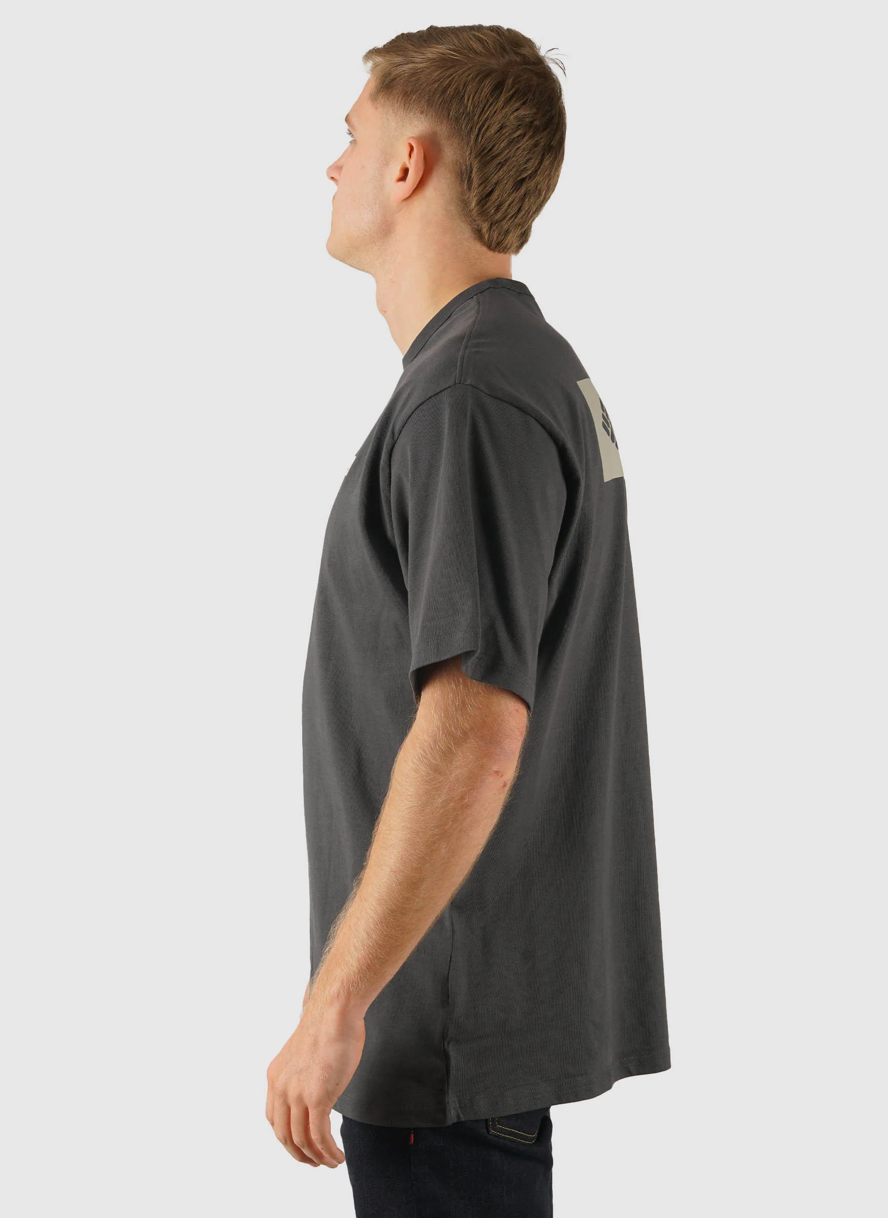 CSC Heavyweight Iconic T-Shirt - Shark CSC Box - Image 3
