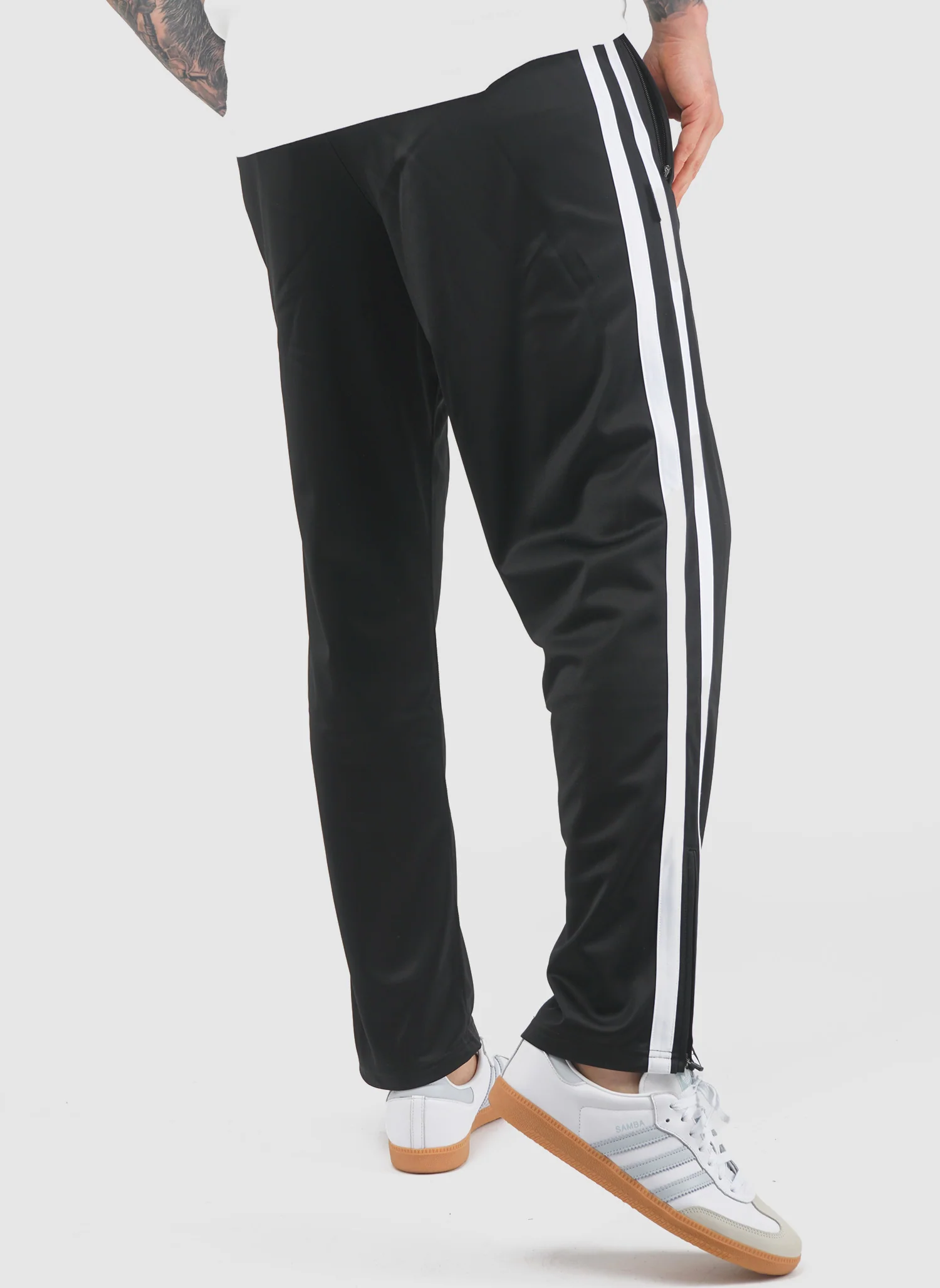 DMWU Evolution Trackpants - Black - Image 5
