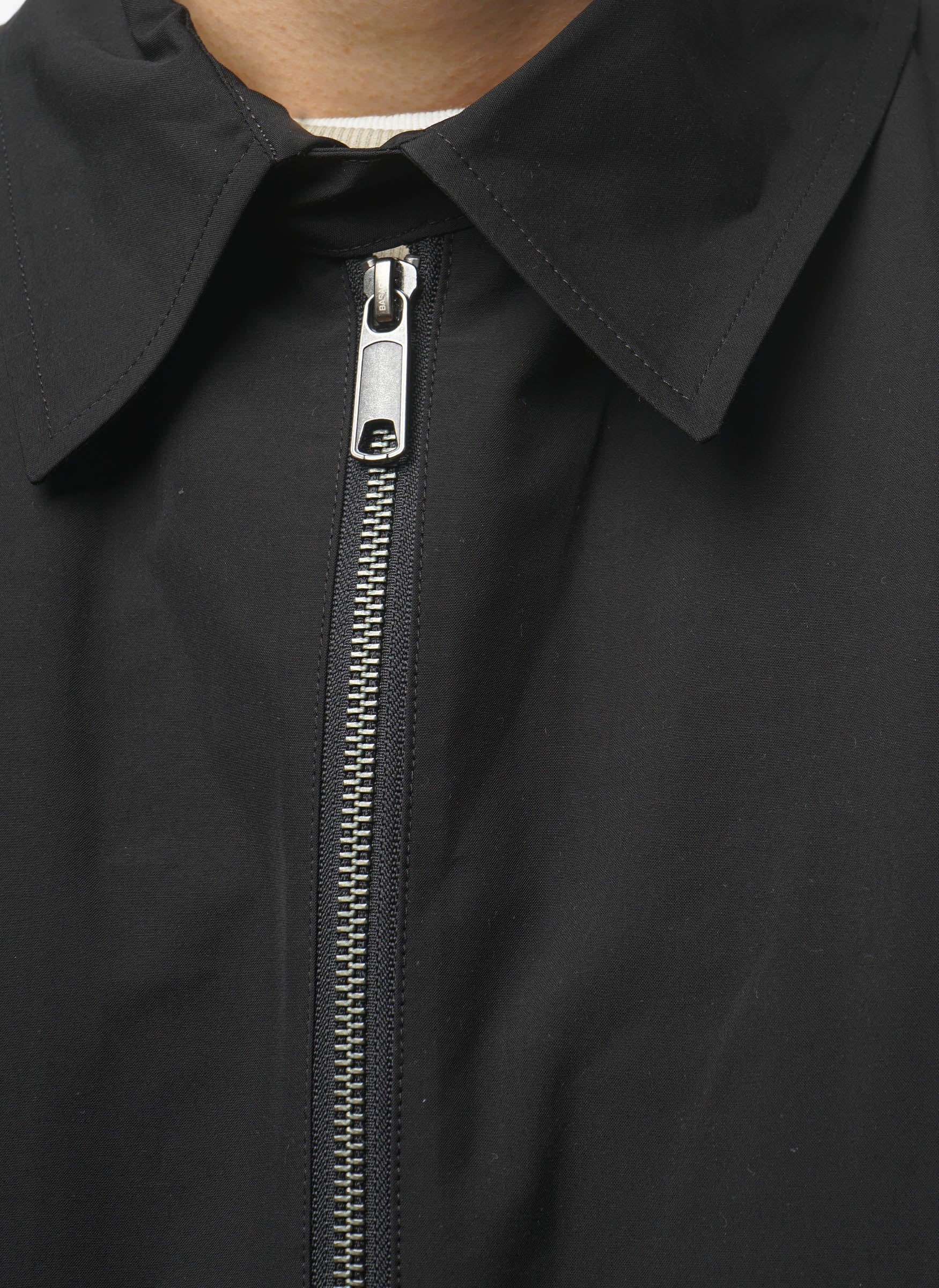 G18 Jacket - Black - Image 4