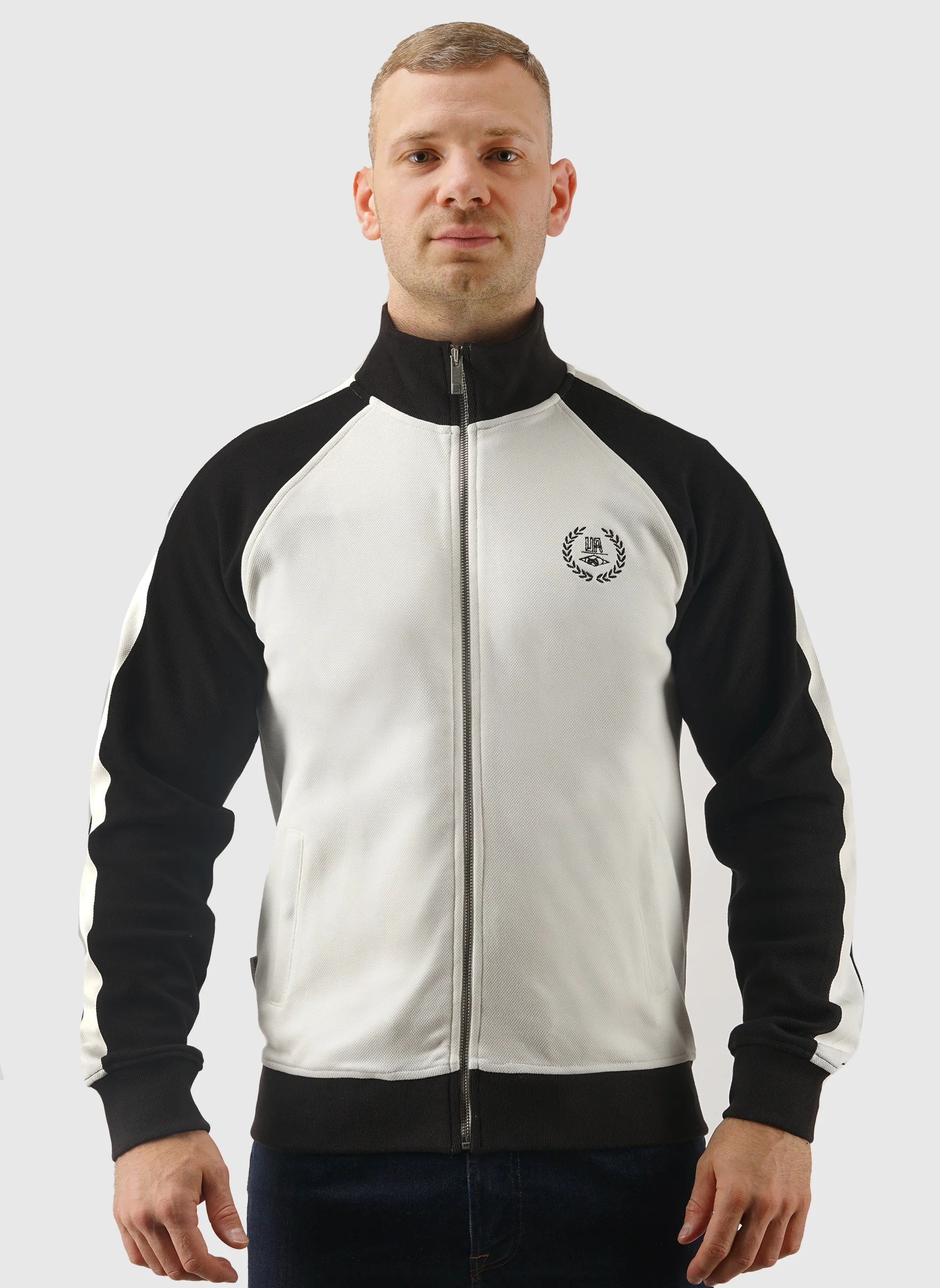 LOTC Tracktop - Black/White