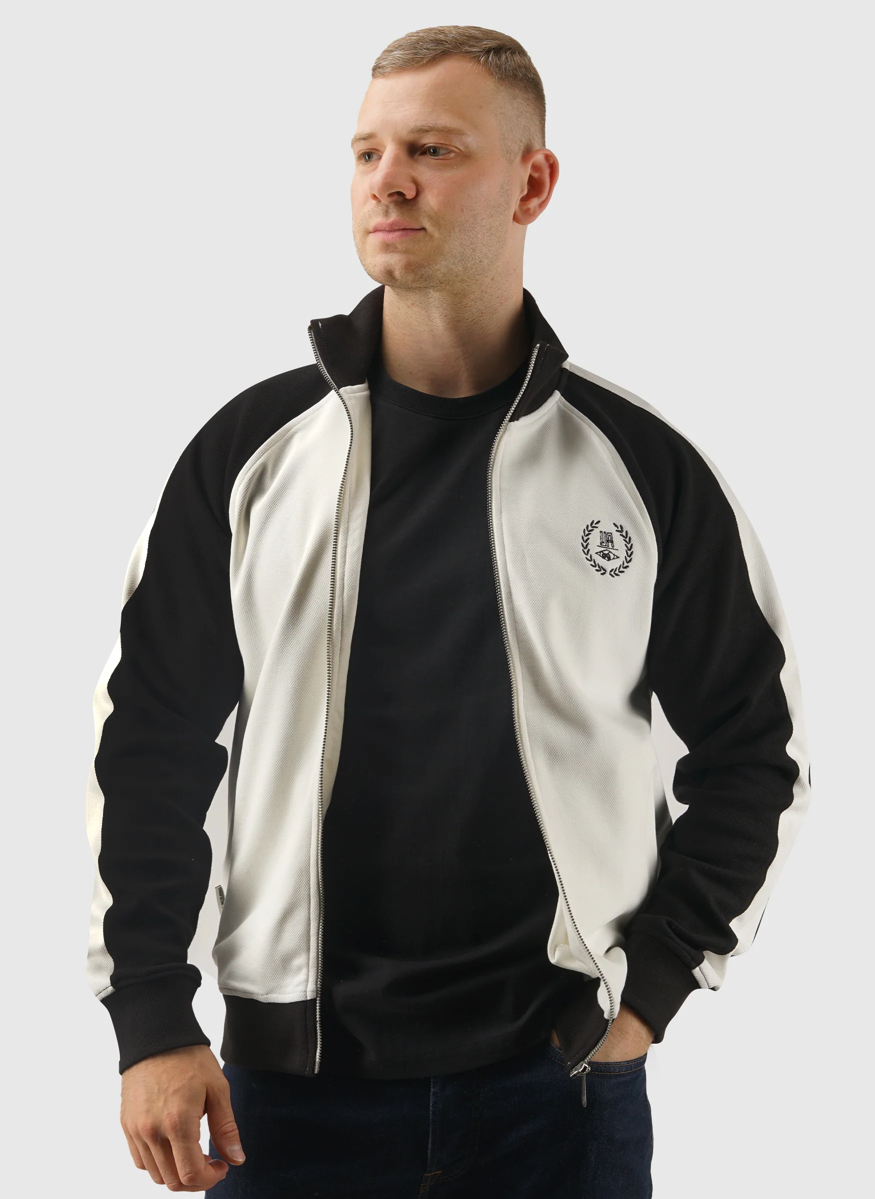 LOTC Tracktop - Black/White - Image 2