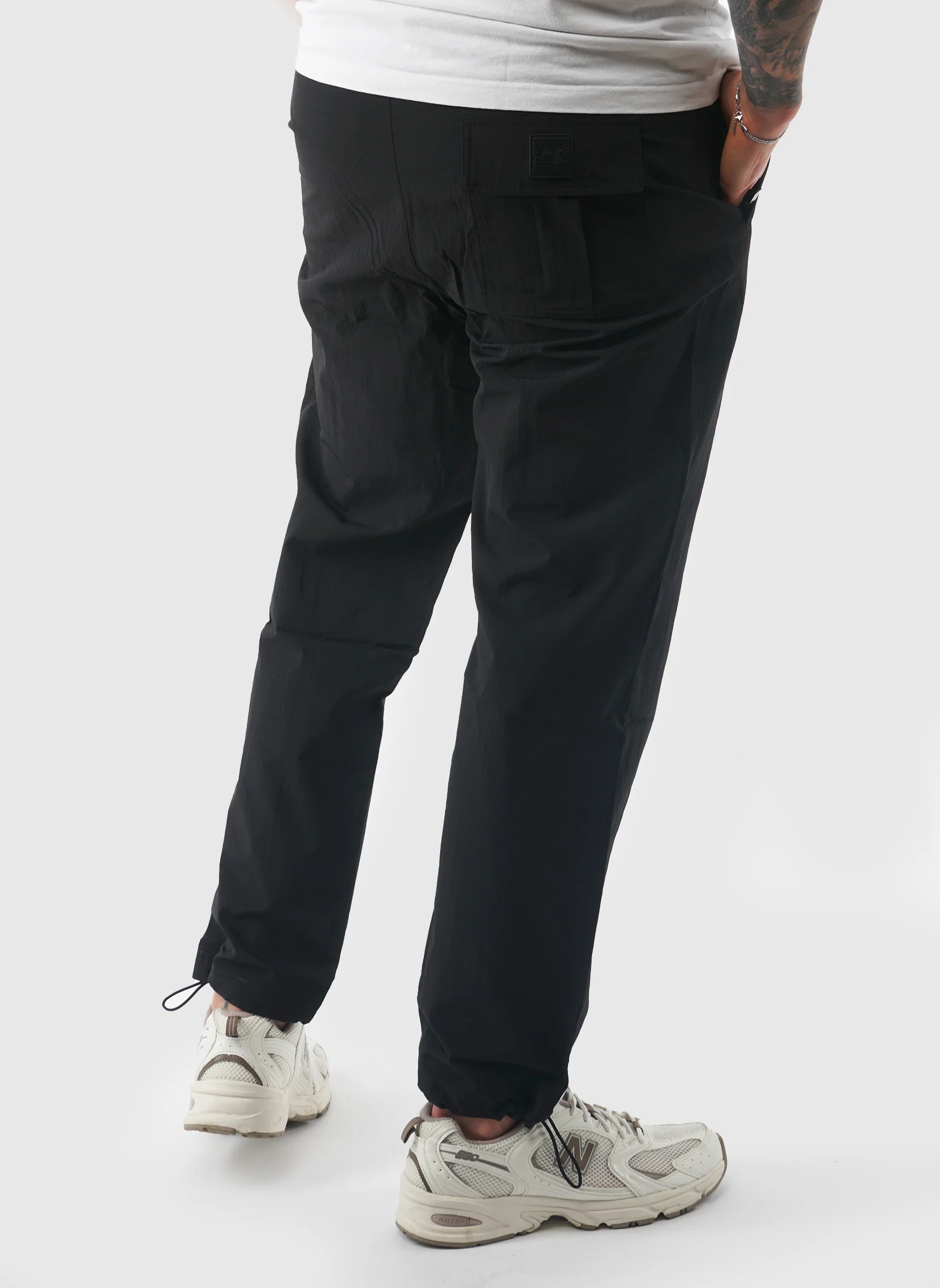 Resolve Pants - Black - Image 3